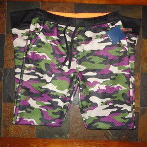 ELBOWGREASE Men's Camouflage Quilted Joggers Size Medium NWT!!